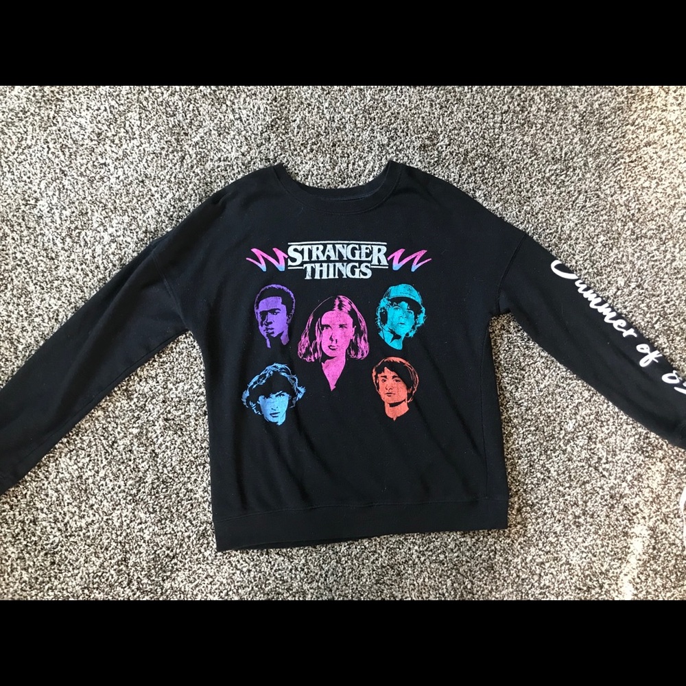 80s Stranger things top